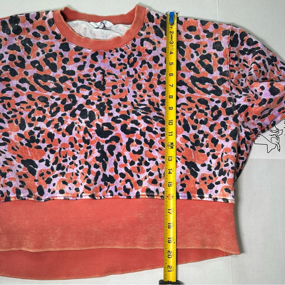 JoyLab purple, orange and black leopard print semi-cropped crewneck sweatshirt - Picture 4 of 7